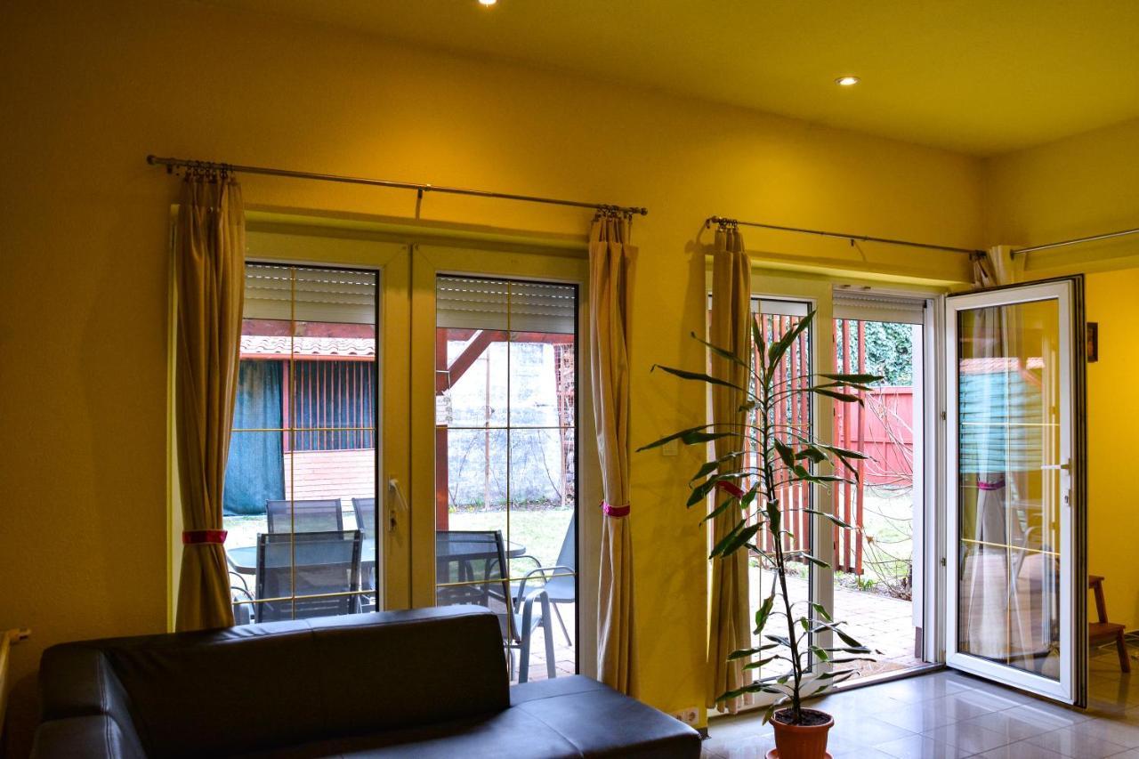 Afrodite Apartmanhaz Eger Exteriör bild