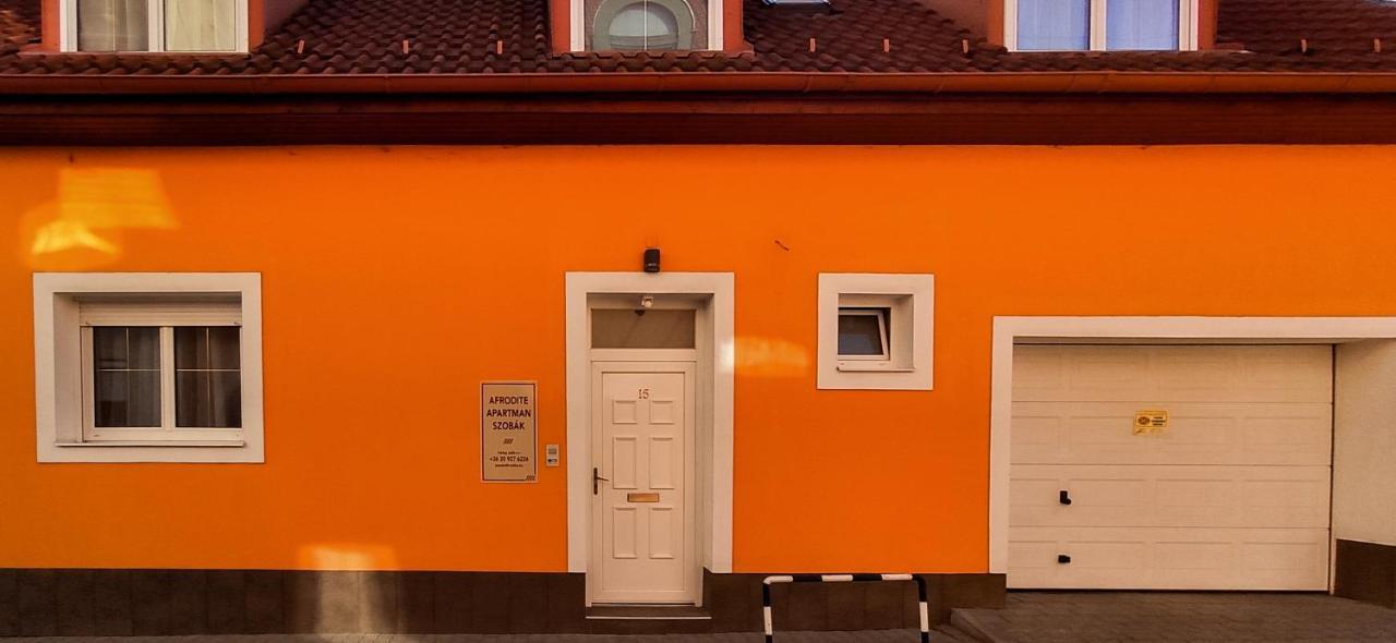 Afrodite Apartmanhaz Eger Exteriör bild
